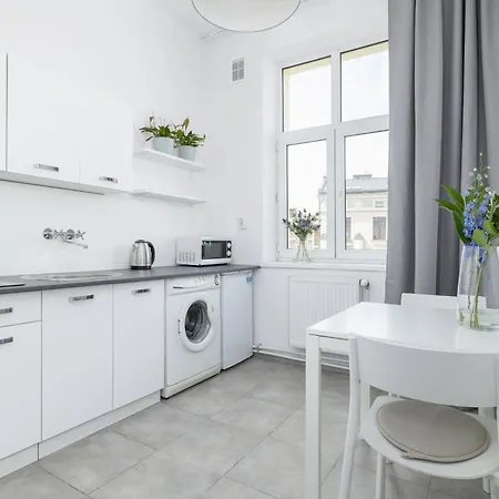 1-bedroom - Dluga 65 Street