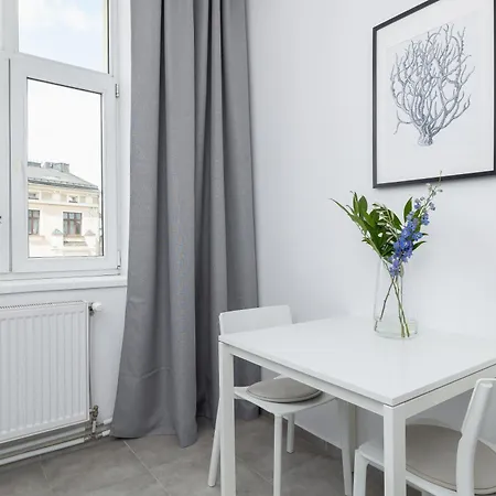 1-bedroom - Dluga 65 Street