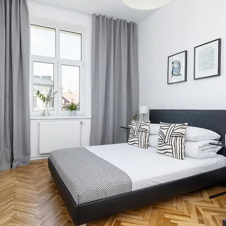 1-bedroom - Dluga 65 Street * Cracóvia